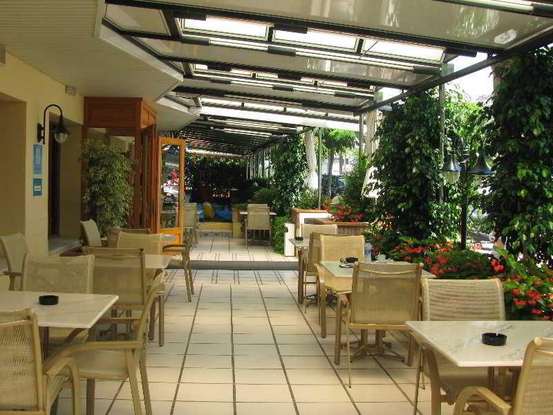 Hotel Rovira Cambrils Exteriör bild