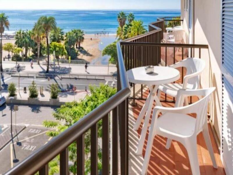 Hotel Rovira Cambrils Exteriör bild