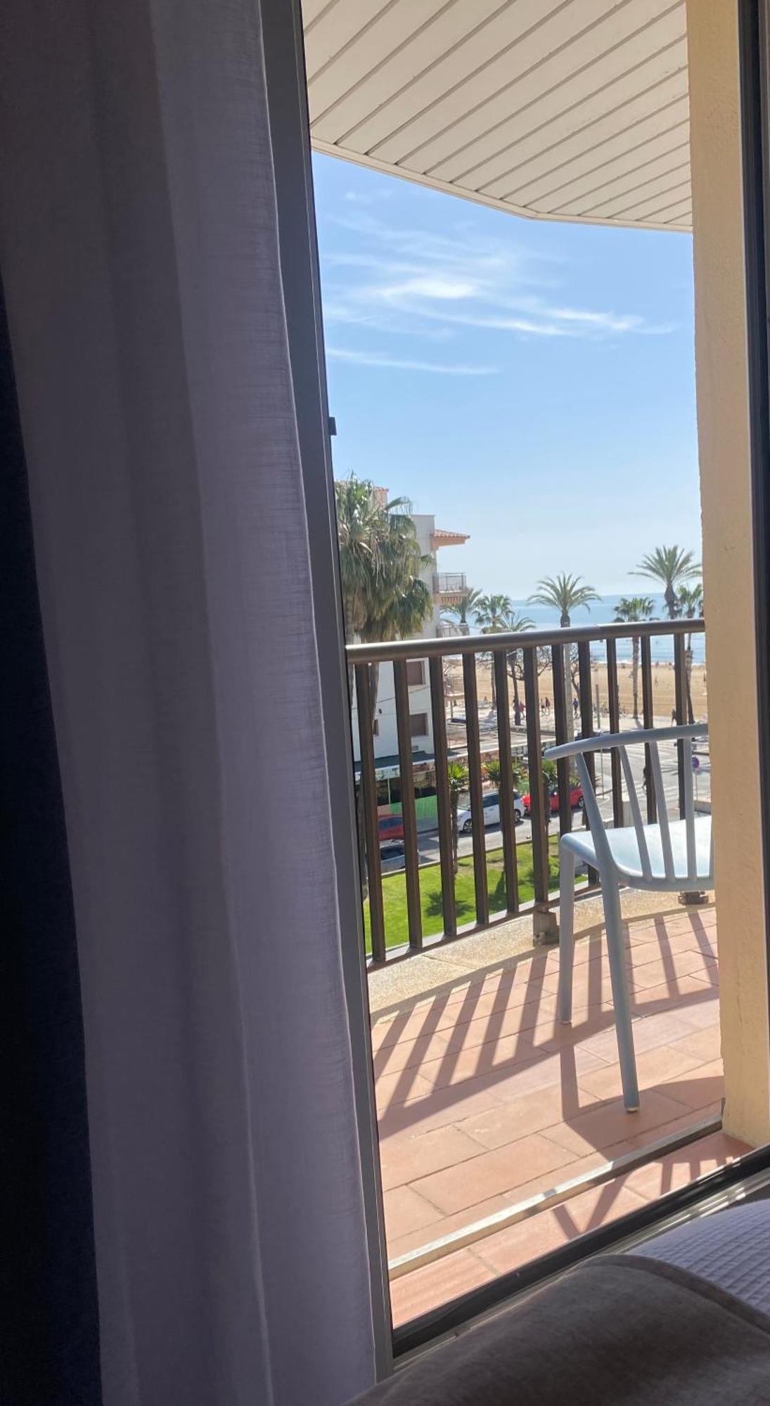 Hotel Rovira Cambrils Rum bild