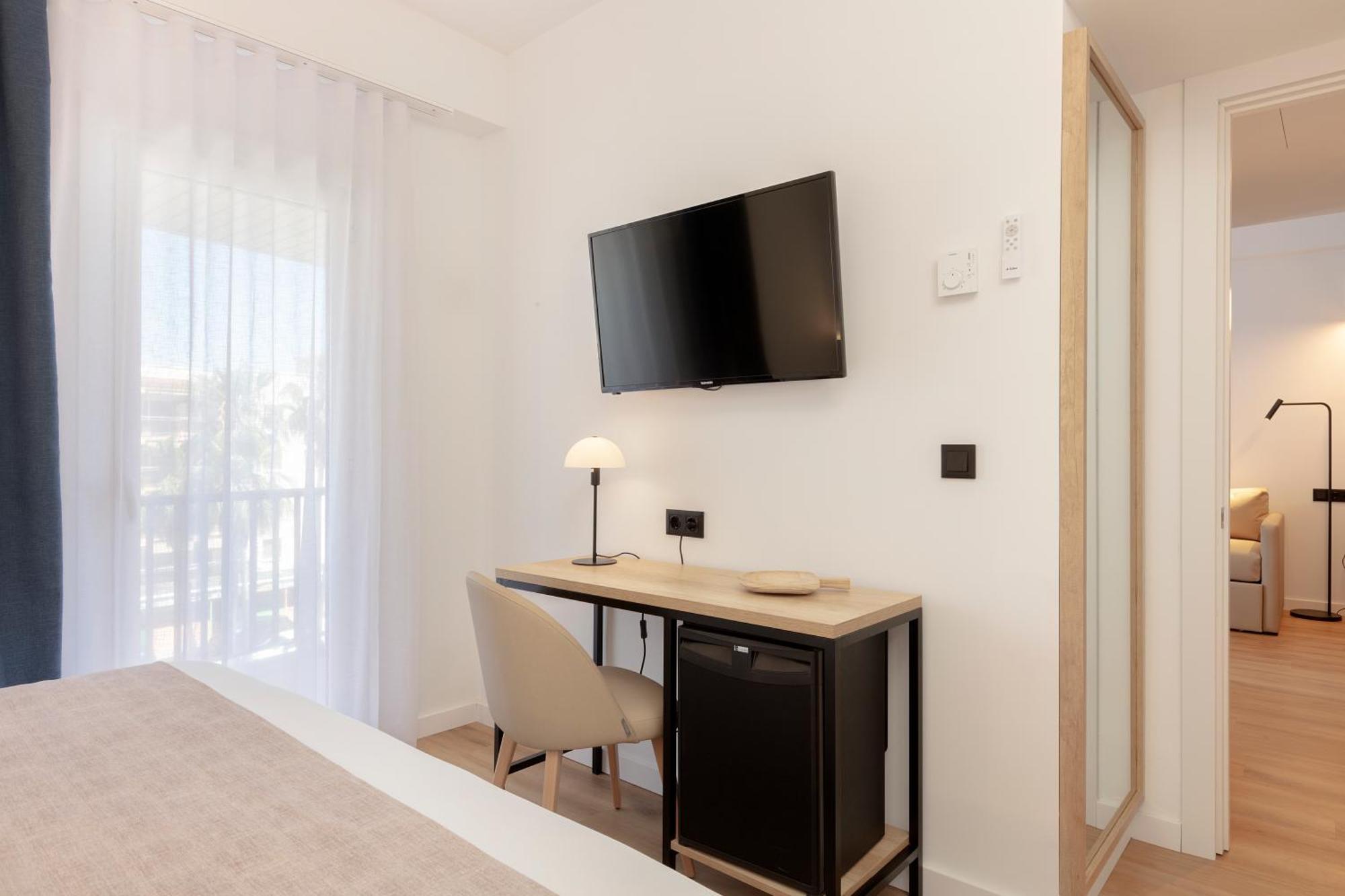 Hotel Rovira Cambrils Exteriör bild