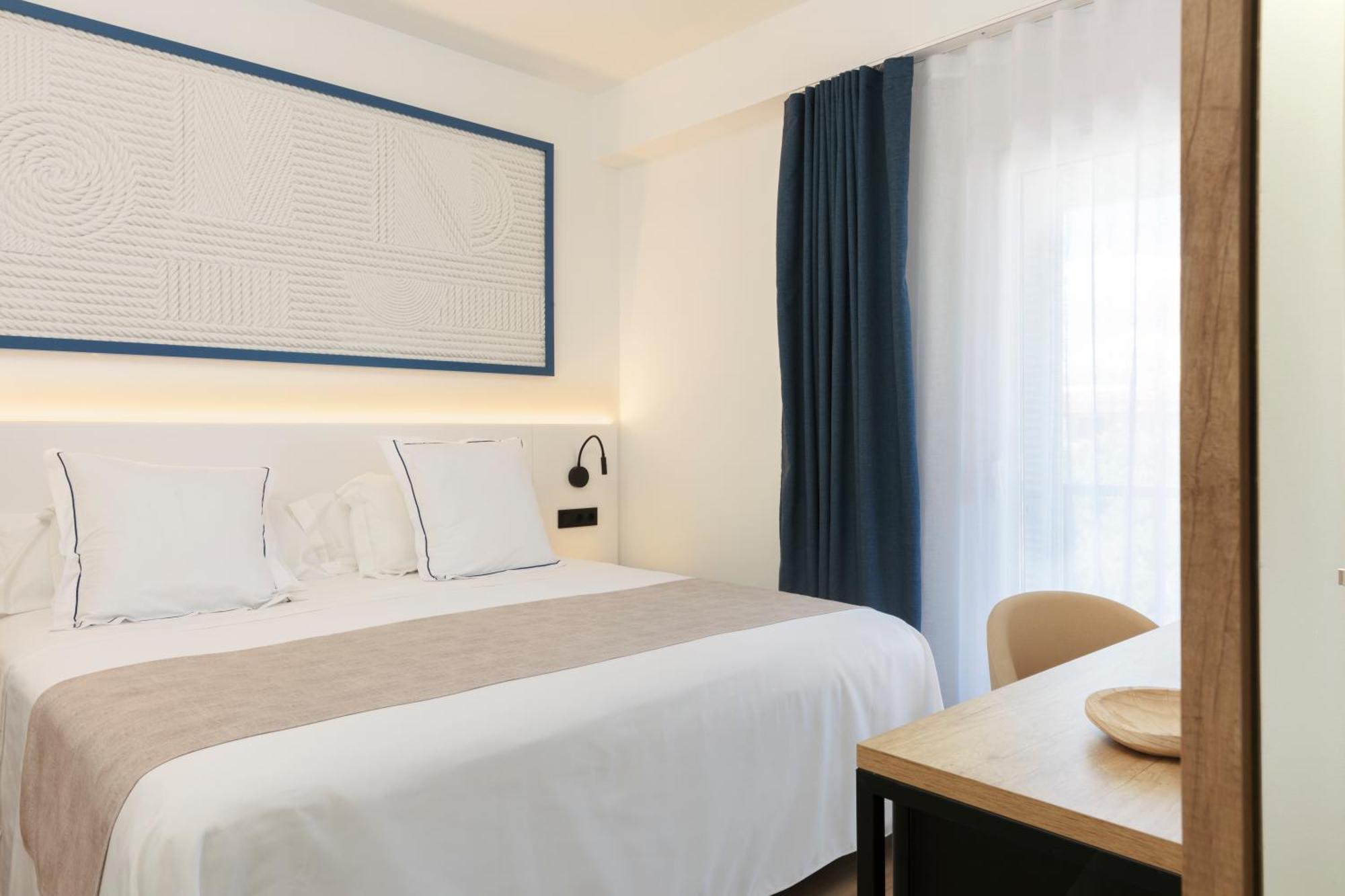 Hotel Rovira Cambrils Exteriör bild