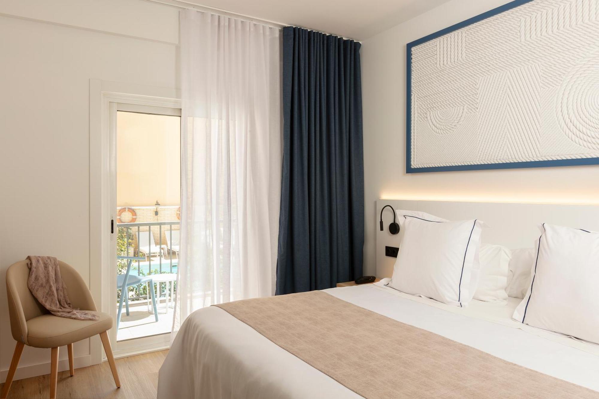Hotel Rovira Cambrils Exteriör bild